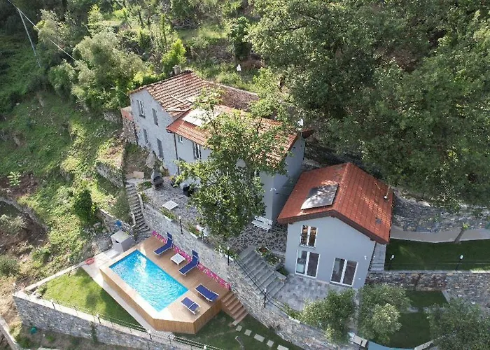 Nel Con Vista Mare, Villa Rapallo