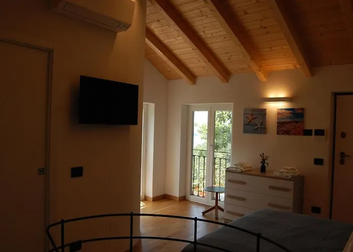 Nel Con Vista Mare, * Rapallo