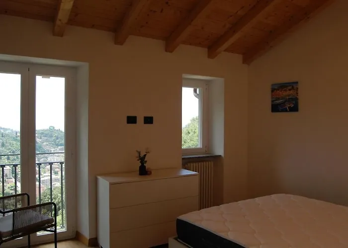 Nel Con Vista Mare, * Rapallo