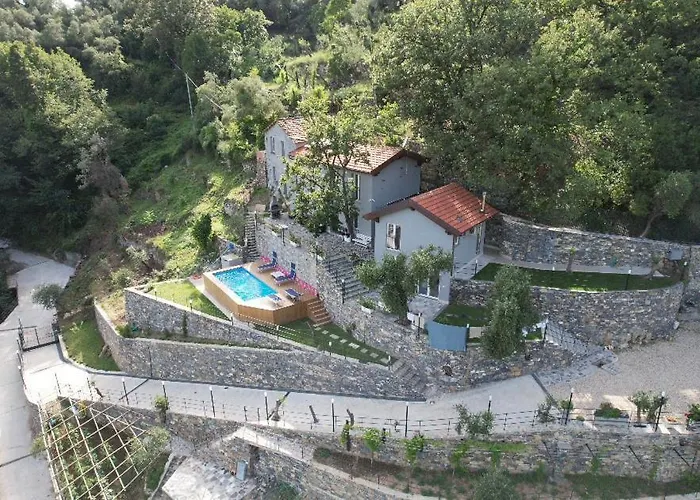 Nel Con Vista Mare, * Rapallo