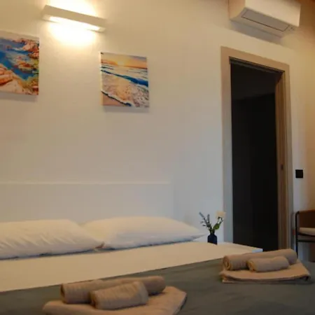 וילה Nel Con Vista Mare, *