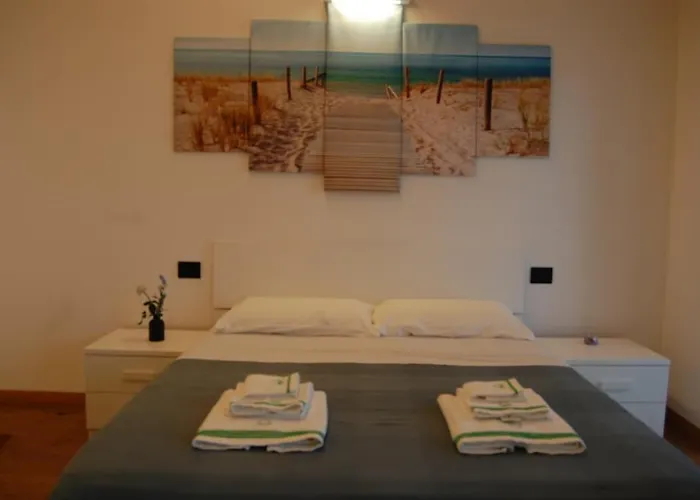 Villa Nel Con Vista Mare, *